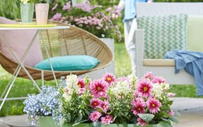 Gartenoase in Pastell – Traumhafte Terrassengestaltung für den Sommer
