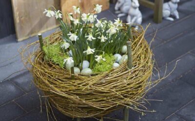 DIY Deko für den Frühling: Osternest aus Blütenmix