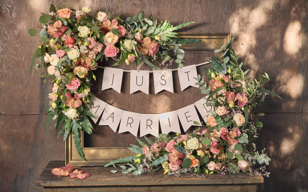 Romantische Hochzeit im Rosengarten