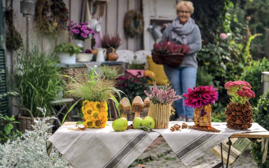 DIY-Vasen mit Strohblumen